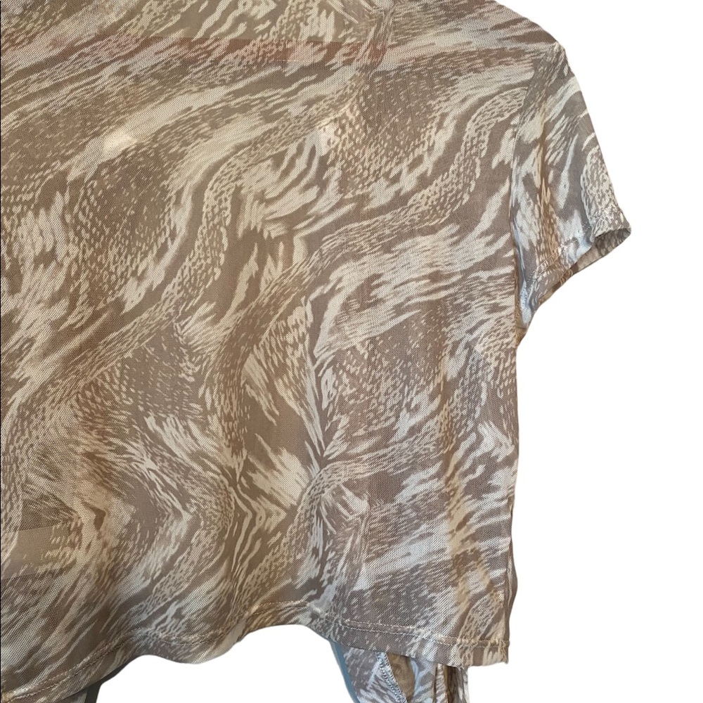 Paperoc Sheer Button Down Rouched Top - Picture 6 of 13
